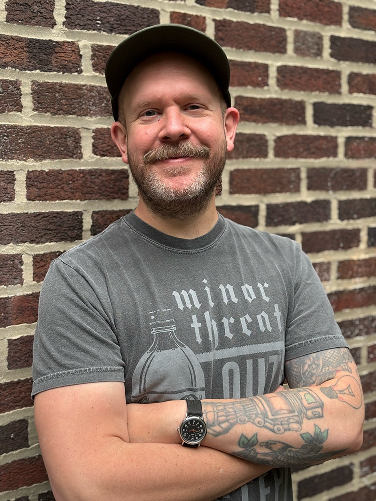 Portrait of illustrator James Olstein